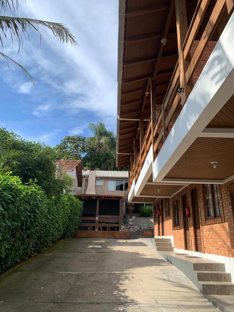 Pousada Latitude 27 Bombinhas Luaran gambar